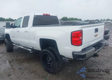 2018 Chevrolet Silverado 1500 1Lt z USA, uszkodzony, nr VIN 1GCRCREC3JZ181579